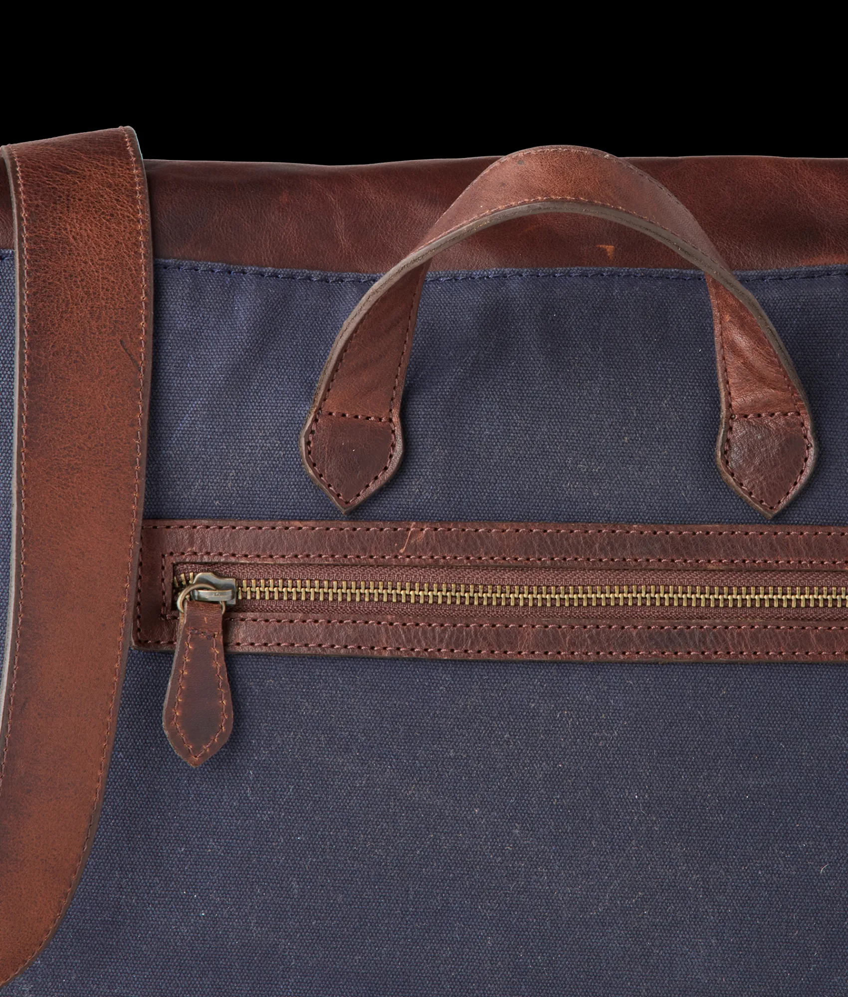 Lucchese Everyday Waxed Canvas Messenger Bag* Travel